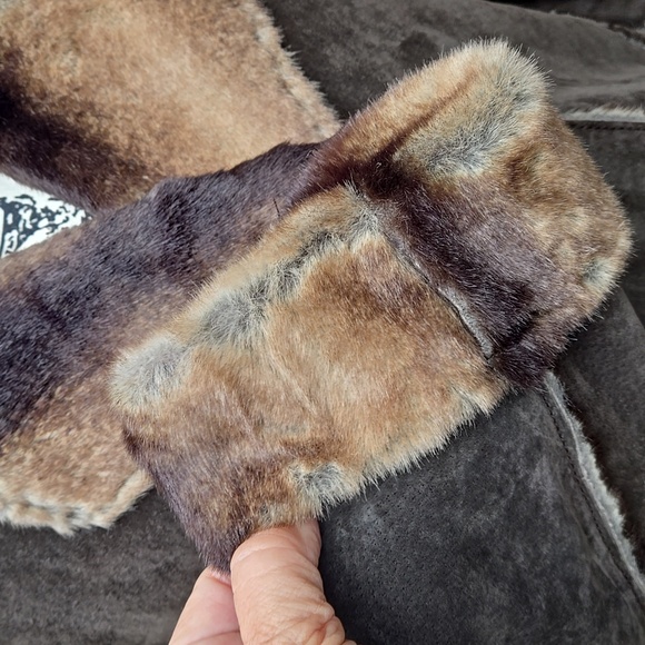 Marvin Richards Suede And Faux Fur Coat - Picture 9 of 14